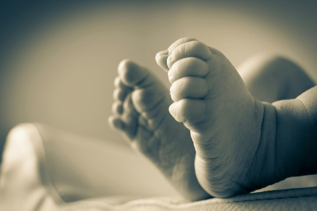 Praktik Tanpa Dasar Medis yang Melanggar Hak Anak