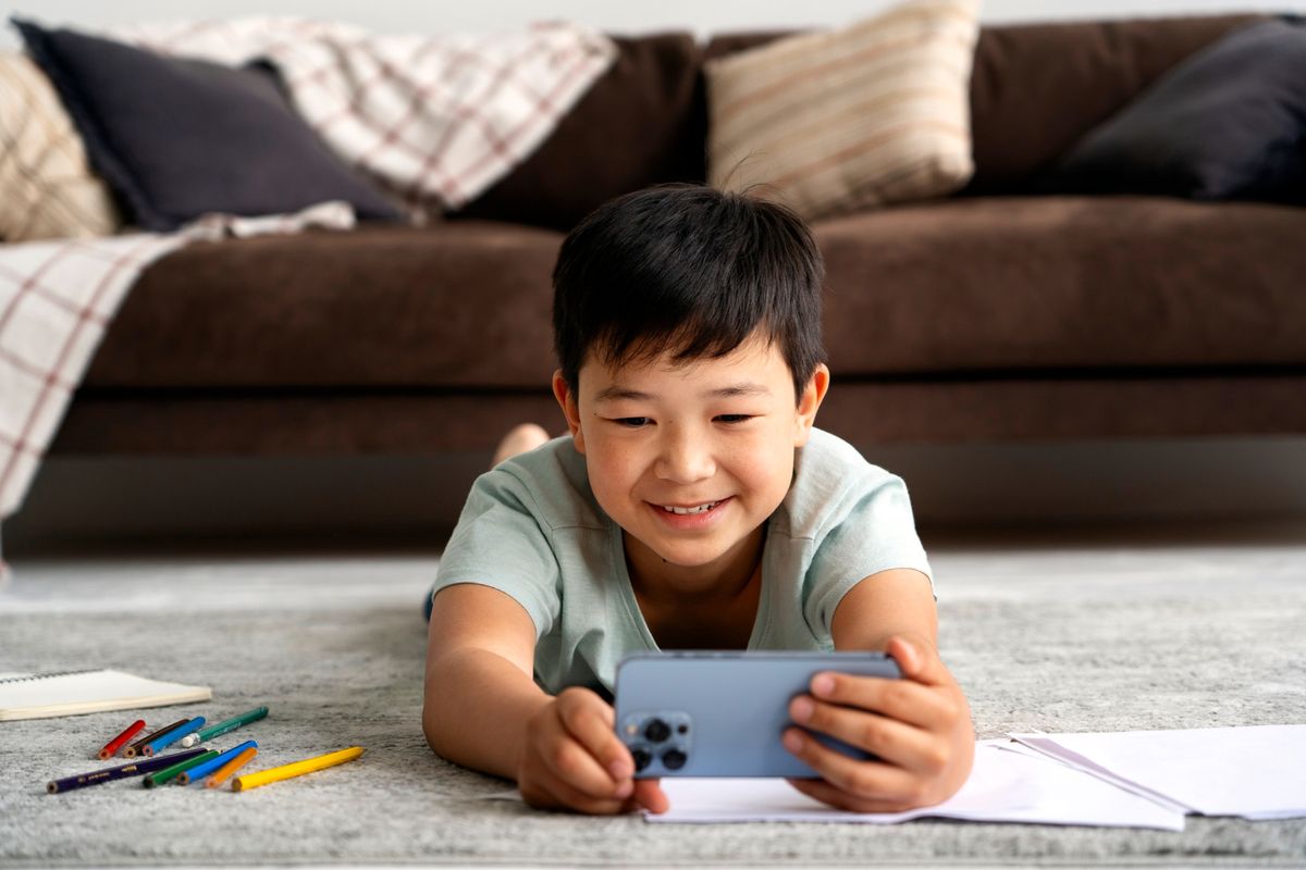 Durasi Ideal Screen Time untuk Anak Menurut Psikolog