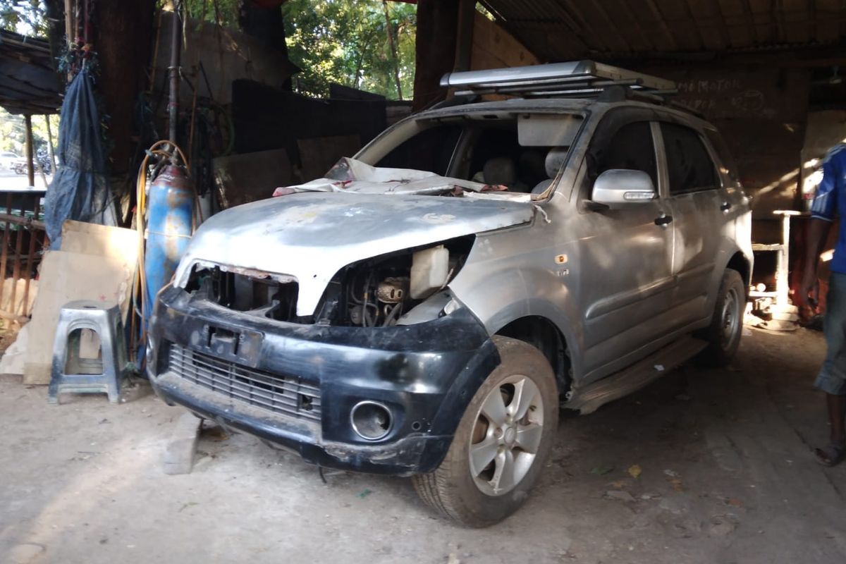 Lebih Hemat Per Panel atau Siram Cat? Simak Solusinya!