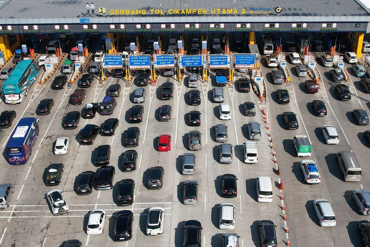 Naikkan Rencana Perjalanan! Ini Tarif Tol Terbaru Jakarta-Surabaya untuk Libur Panjang September