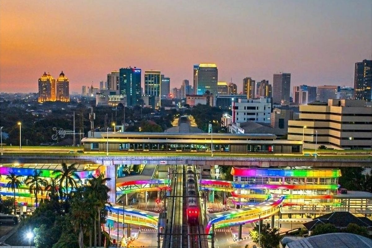 Tips Hemat Keliling Jakarta Cuma Rp 80 Saat Hari Kemerdekaan!