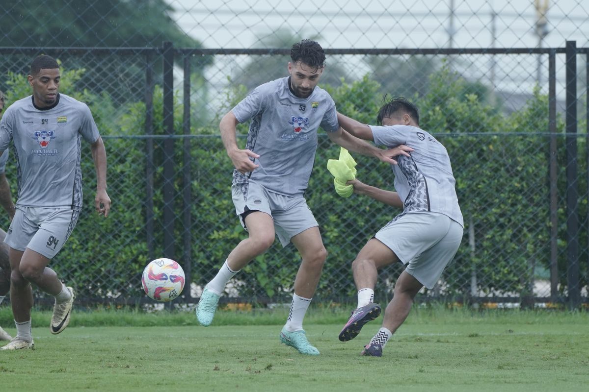 Tonton Live Streaming Persib vs Western Sydney Malam Ini, Mulai 19.00 WIB – Siap-Siap Seru!