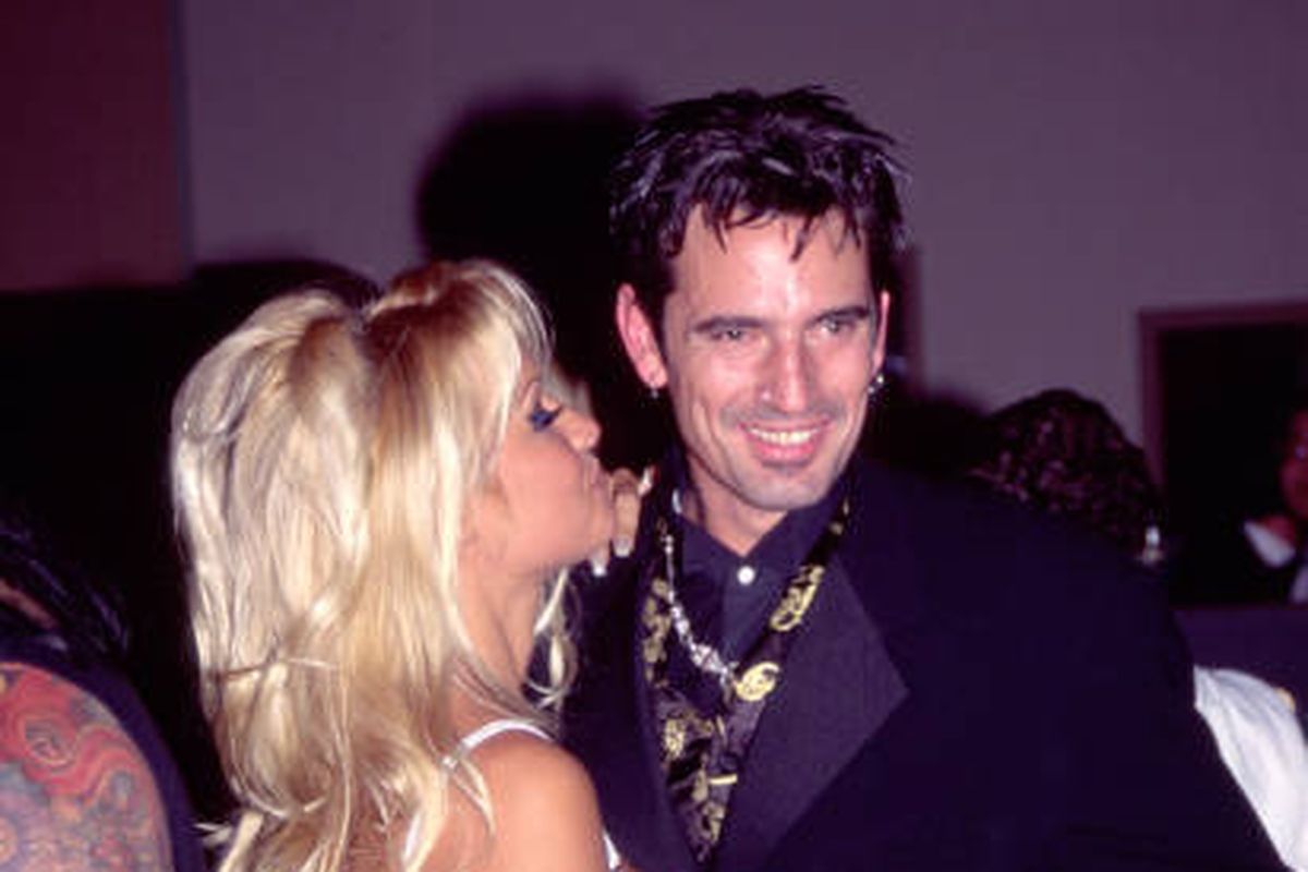 Pamela Anderson & Tommy Lee: Cinta Kilat yang Mengguncang Dunia dalam 4 Hari!