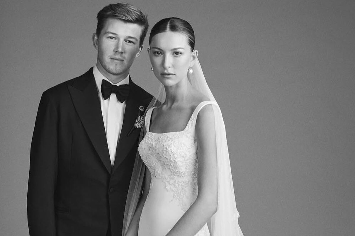 Eve Jobs Pamer Momen Pernikahan Mewah dengan Gaun Givenchy yang Elegan