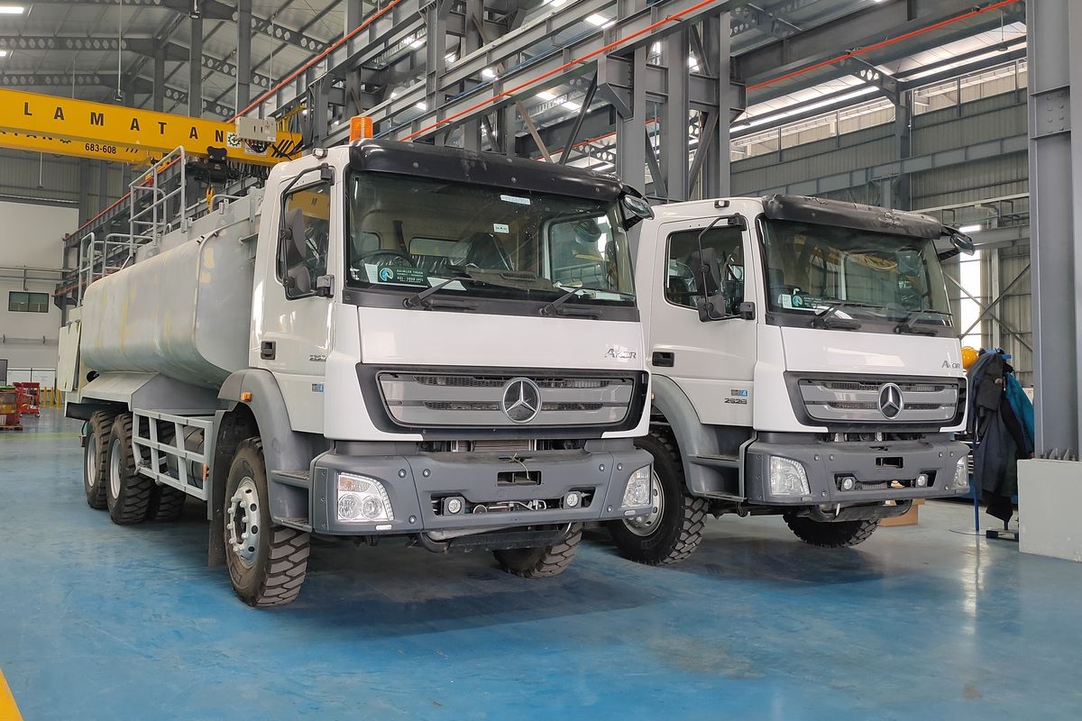 Daimler & Sigma Karoseri Bangun Ekosistem Kendaraan Niaga Indonesia Lebih Kuat