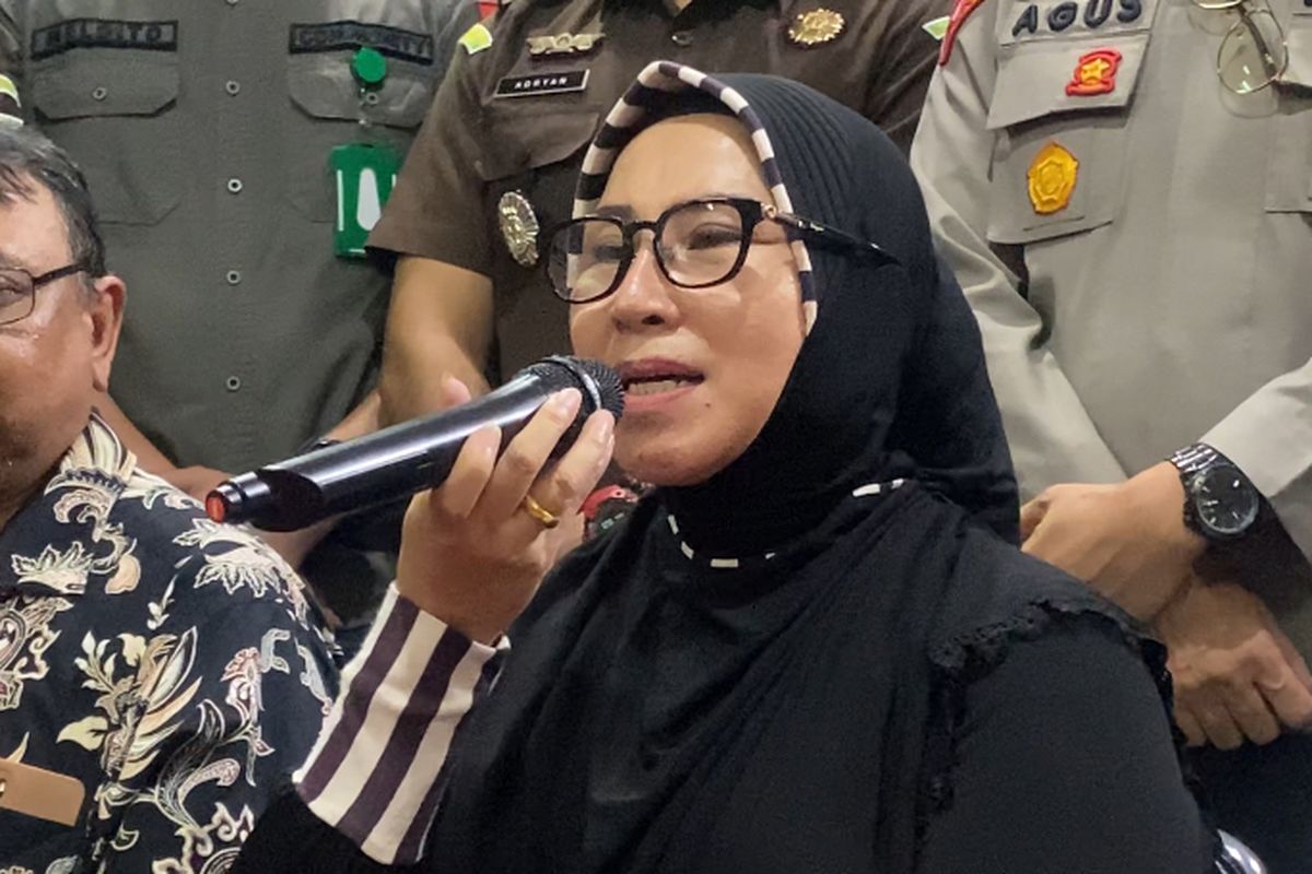 Bayar Rp 1 Juta Masuk Surga & Aktivitas Religius di Kediamannya