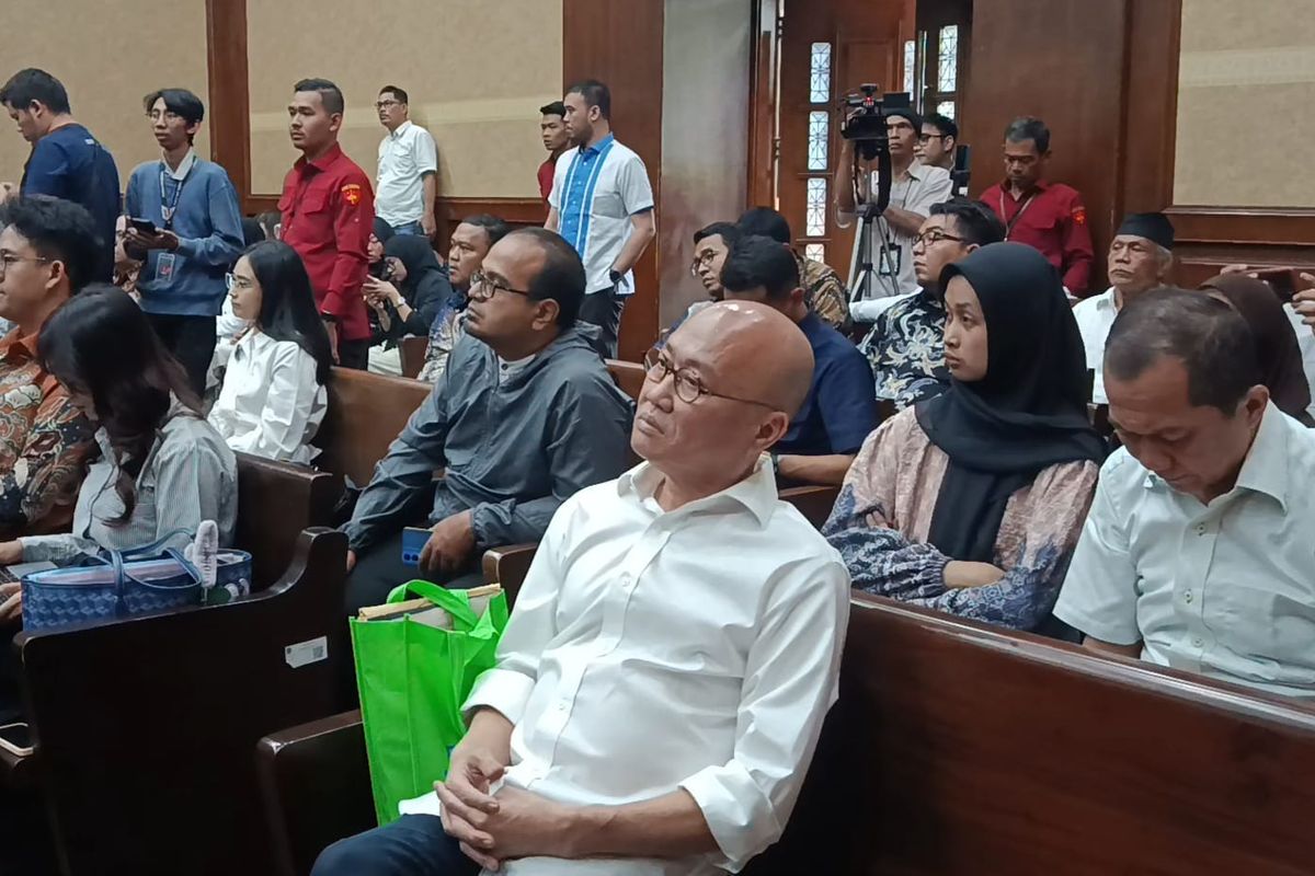 Siap Buktikan Tak Terima Suap CPO Rp 60 Miliar