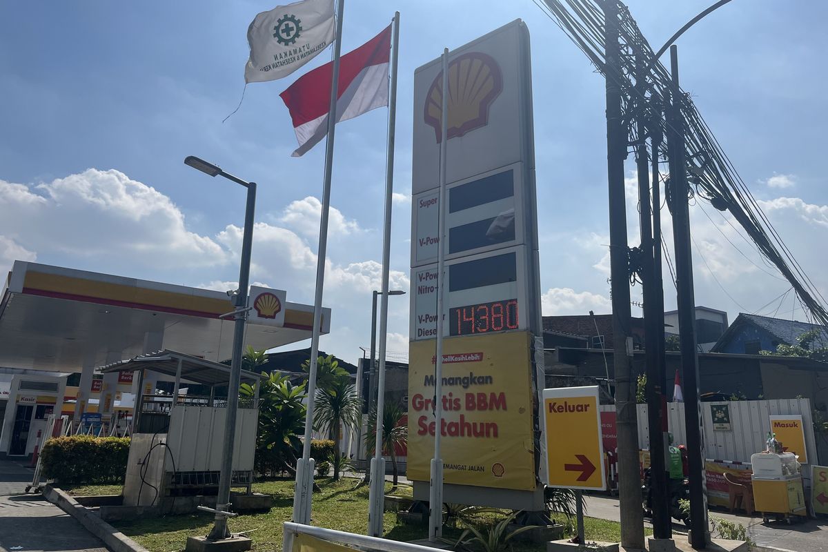 Petugas Tak Tahu Kapan Stok Kembali Normal