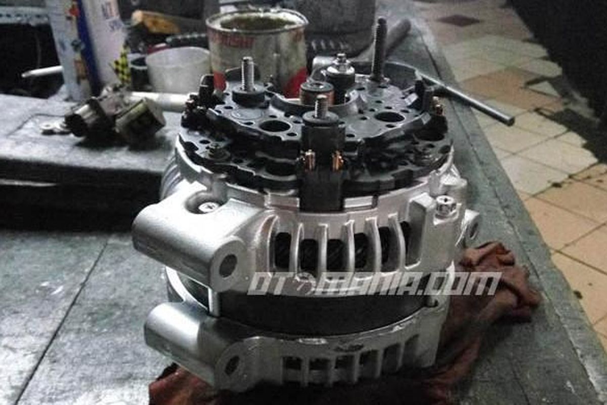 5 Fungsi Vital Alternator Mobil yang Wajib Diketahui Setiap Pengendara