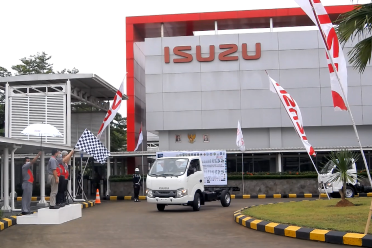 Isuzu Prediksi Penurunan Suku Bunga BI Pacu Kinerja Gemilang di 2025