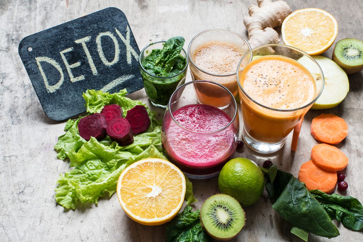 10 Cara Alami Detoks Tubuh Tanpa Produk Khusus, Ampuh Menurut Ahli Gizi!