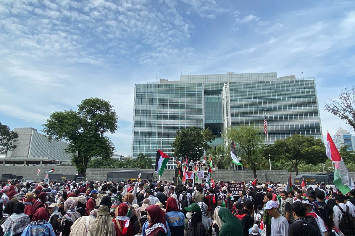 Polisi Kerahkan 589 Personel Amankan Aksi Bela Palestina di Kedubes AS Hari Ini