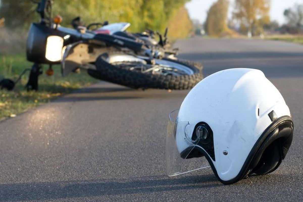 Tragis! Pengendara Motor Tewas dalam Kecelakaan Tunggal di Pasar Minggu