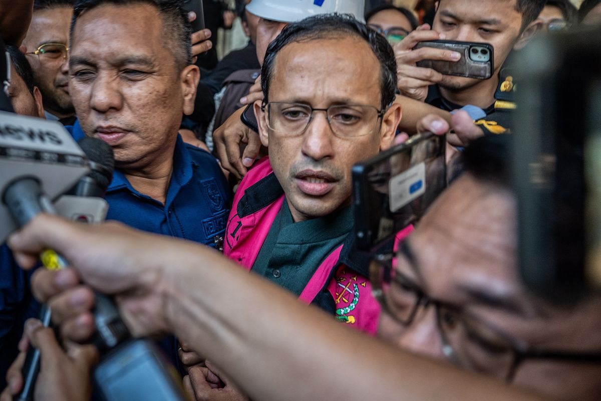 Tak Terima Uang dan Laptop Chromebook Tanpa Mark Up, Mirip Kasus Tom Lembong