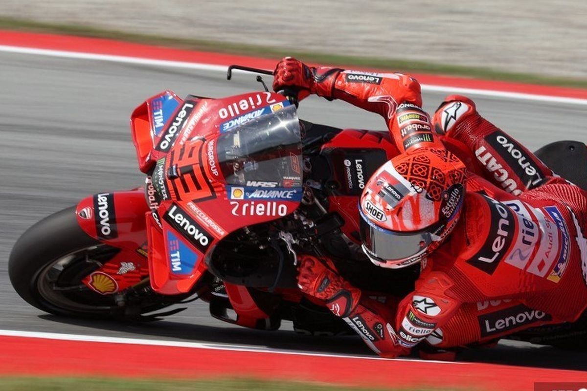Marc Marquez Kuasai Sprint Race MotoGP Catalan 2025, Alex Marquez Terhempas di Tengah Balapan