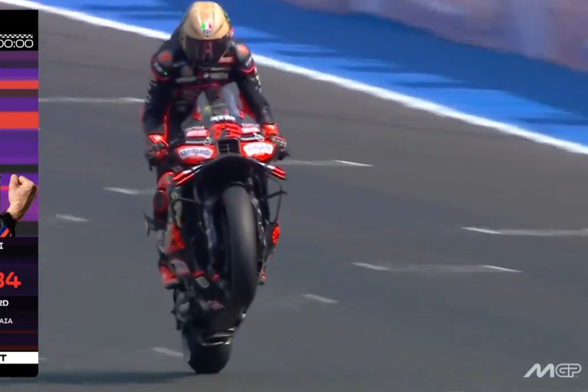 Kemenangan Dramatis Bezzecchi di Sprint Race MotoGP San Marino 2025, Marc Marquez Terhempas!
