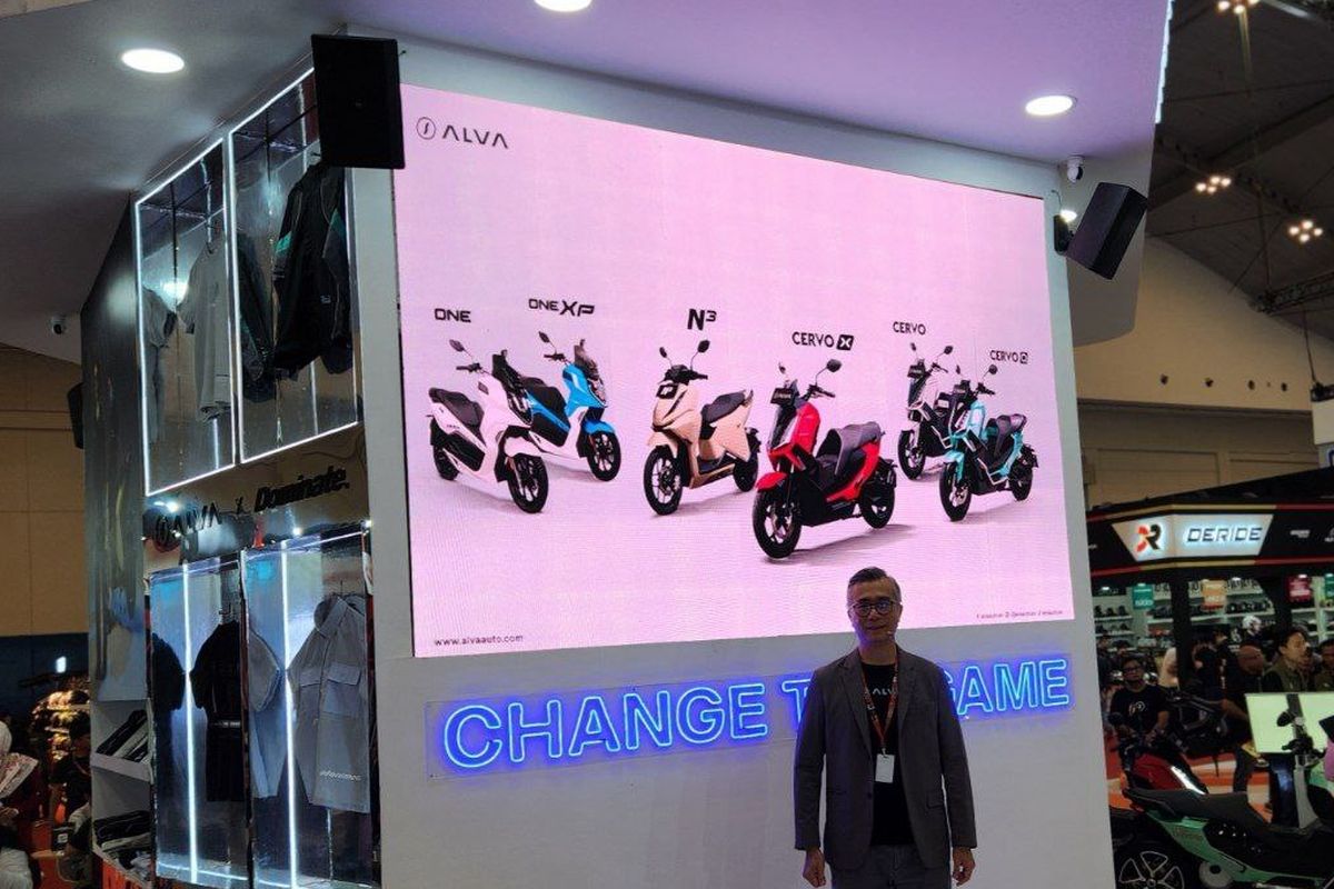 Alva Luncurkan Program Subsidi Motor Listrik di IMOS 2025, Solusi Ramah Lingkungan!