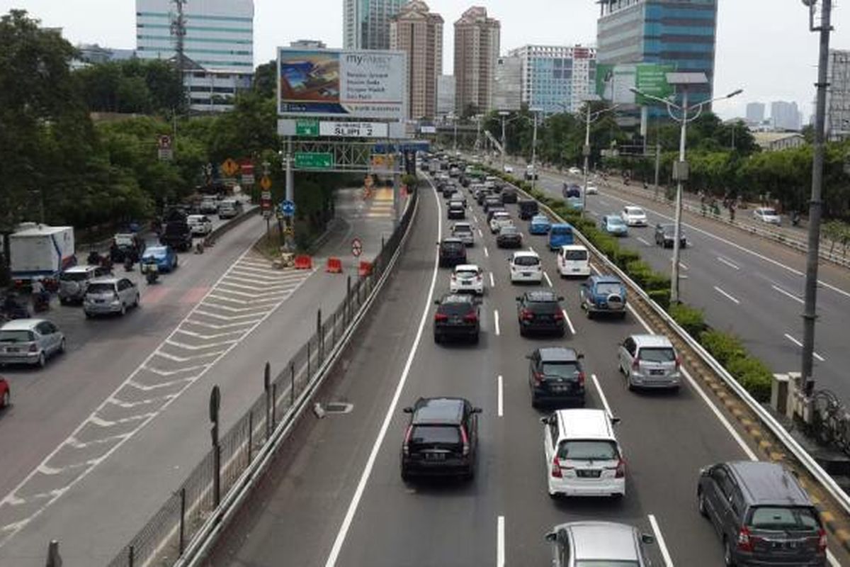 Titik Padat & Kontra Flow Senayan Bikin Perjalanan Tersendat