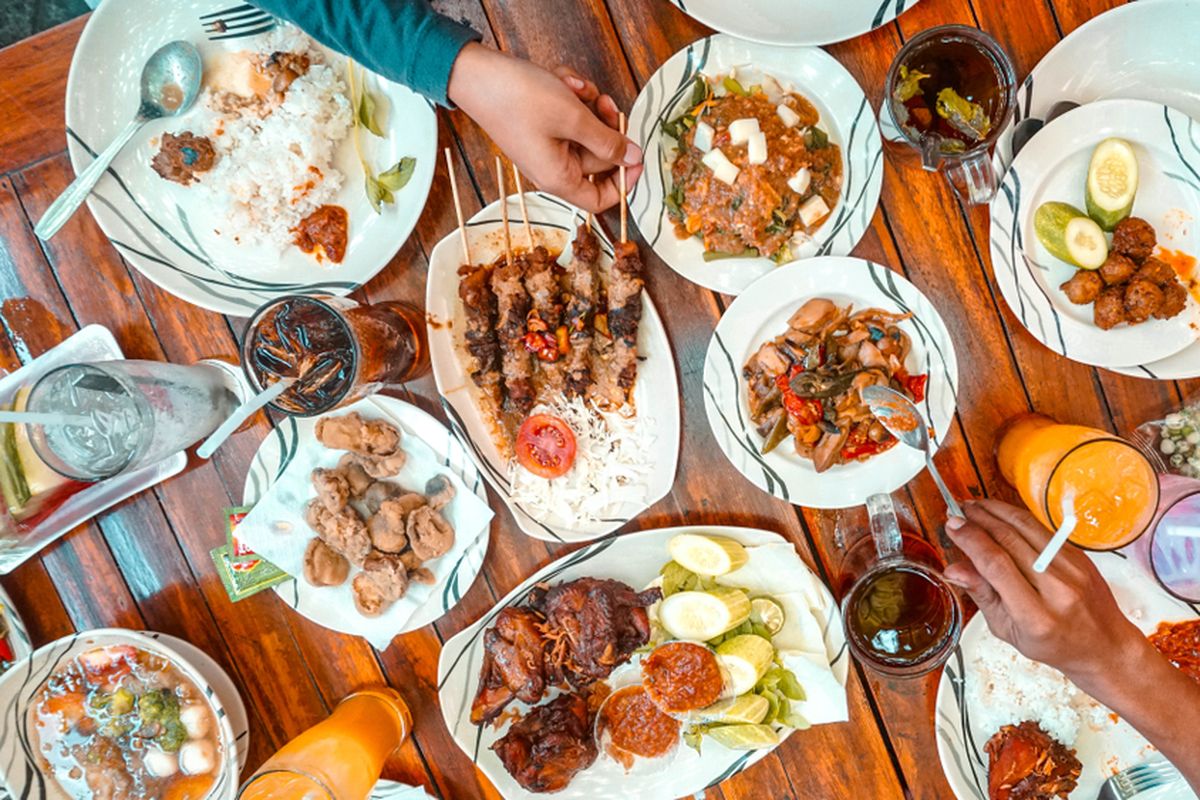 5 Cara Seru Bangun Bonding Keluarga di Meja Makan yang Bikin Hubungan Makin Akrab