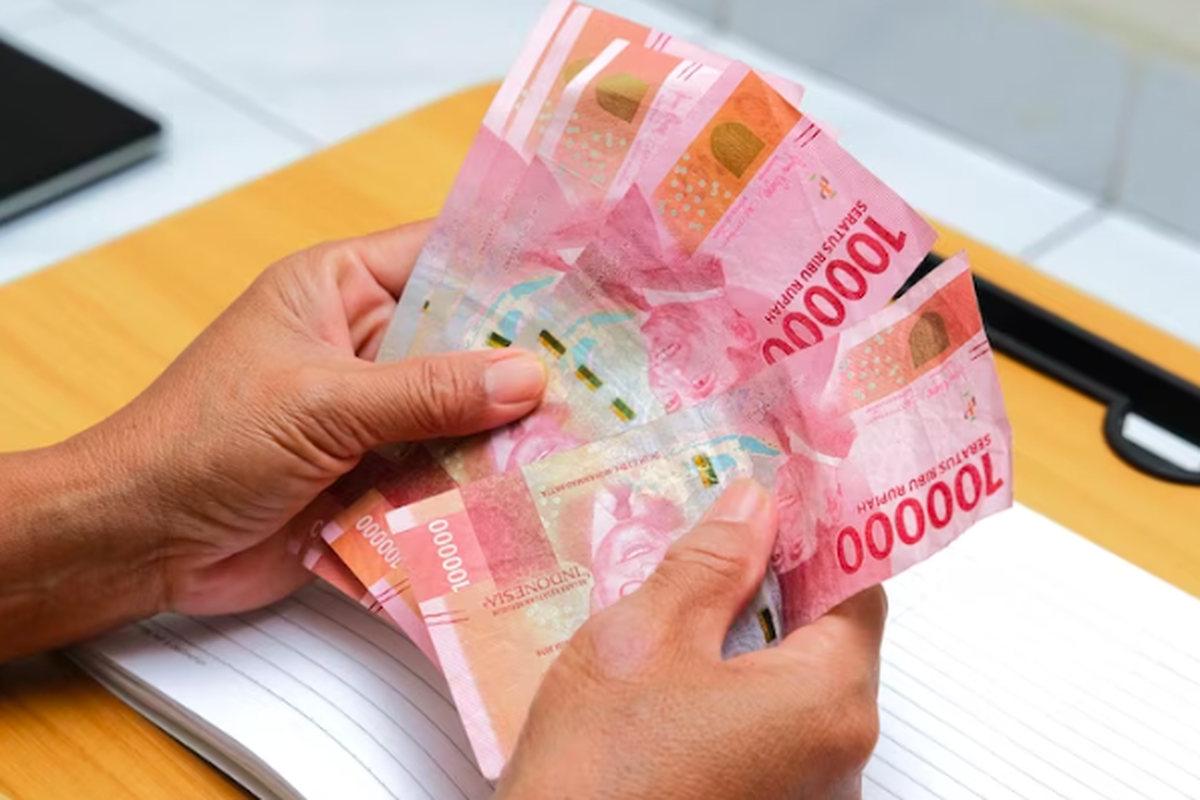 BLT Rp 900.000 Cair Langsung ke Rumah, Begini Cara Klaimnya via Situs & Aplikasi Kemensos!