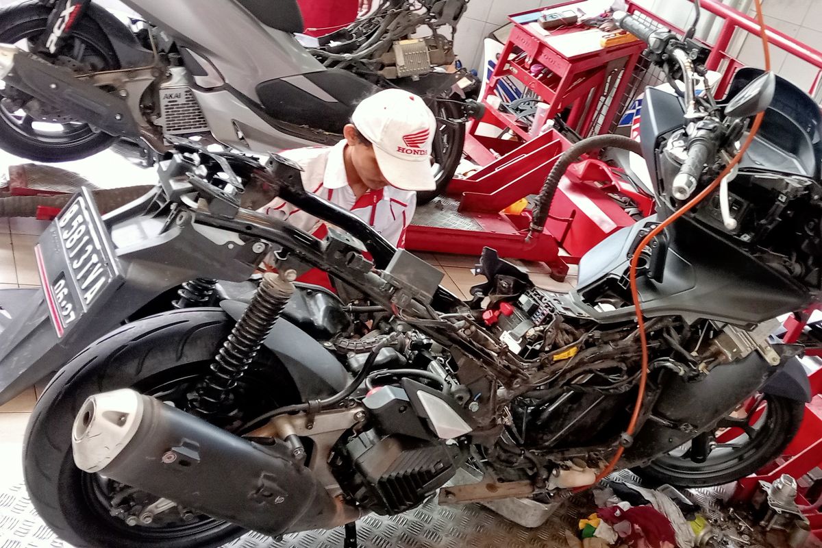 Rahasia Mesin Motor Awet & Hemat BBM: Atur AFR dengan Tepat!