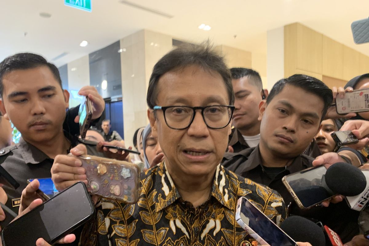 Indonesia Diprediksi Masih Krisis Dokter Spesialis hingga HUT ke-100, Menkes Ungkap Fakta Mengejutkan!