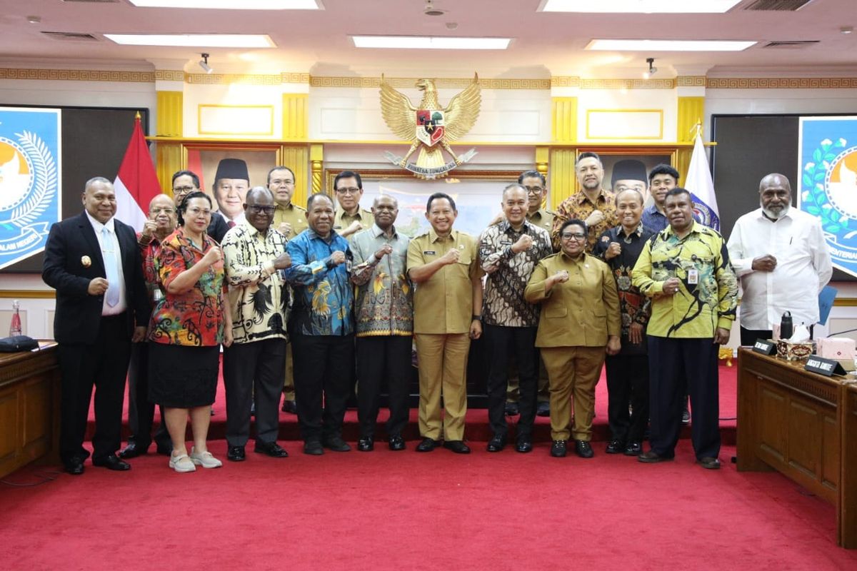 Mendagri Perintahkan Pengawasan Ketat Pembangunan Papua, Wujud Nyata Bukan Sekadar Janji