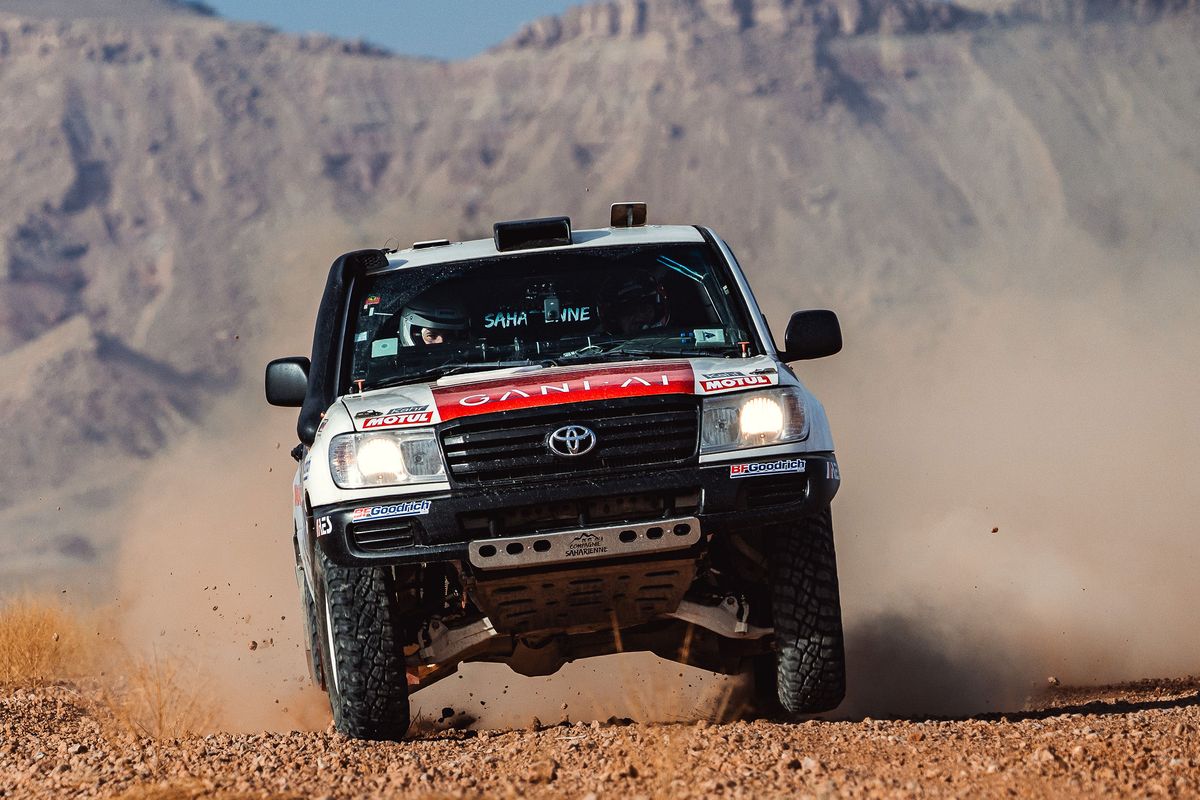 Julian Johan Berlatih di Gurun Sahara untuk Rally Dakar 2026 yang Spektakuler