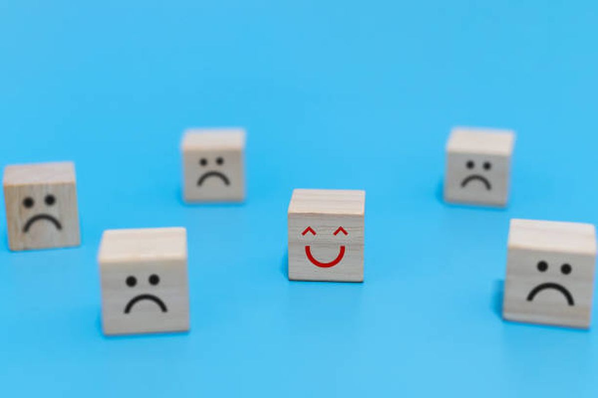 6 Tanda Toxic Positivity yang Tak Terduga, Nomor 3 Bikin Terkejut!