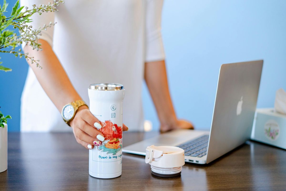 Tumbler Jadi Simbol Status Sosial? Ini Penjelasan Sosiolog yang Mengejutkan!