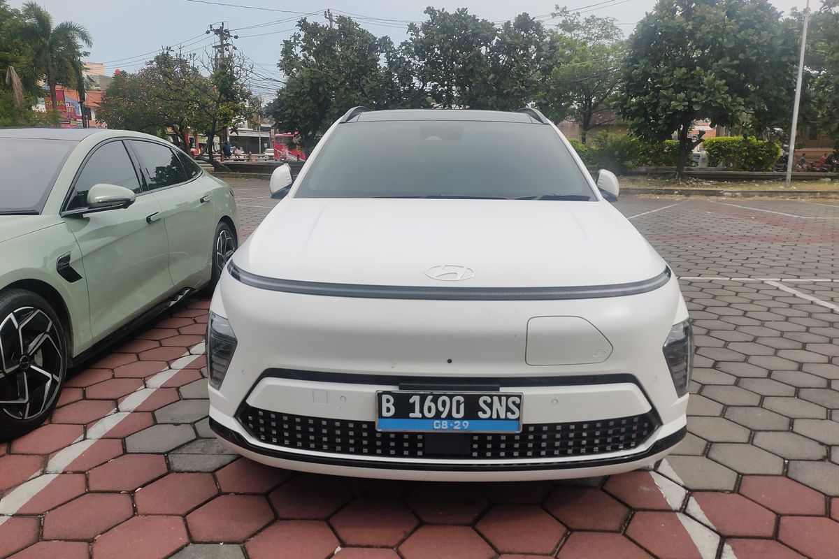 Hyundai Kona Listrik Diskon Rp 140 Juta di GJAW – Buruan Manfaatkan Promo SUV Elektrik Ini!