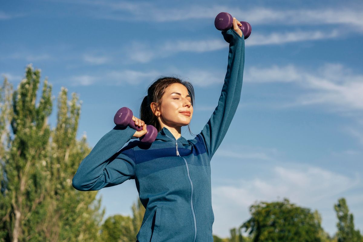 7 Tips Jitu Tetap Rutin Olahraga Meski Sibuk, dari Ahli Kebugaran!