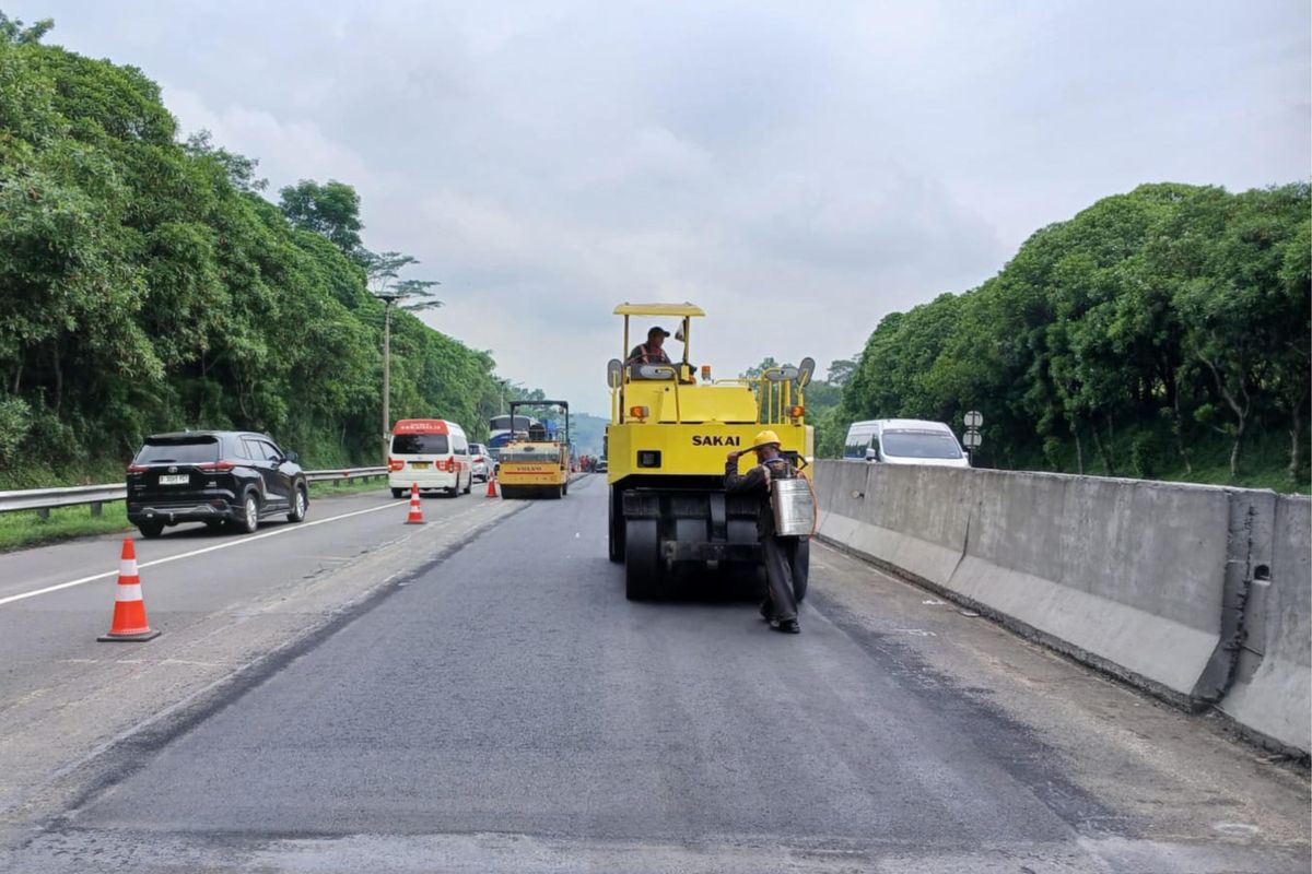 Waspada! Pekerjaan Jalan di Tol Cipularang-Padaleunyi Bisa Ganggu Perjalanan Anda