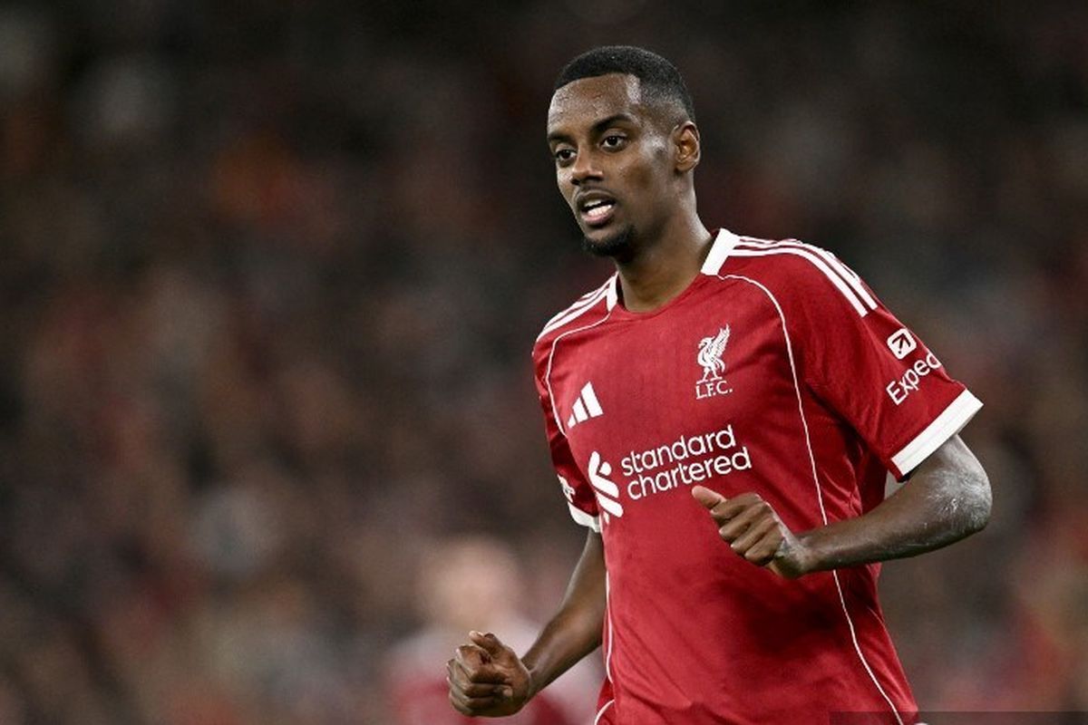 Arne Slot Ungkap Alasan Liverpool Merosot, Soroti Peran Alexander Isak