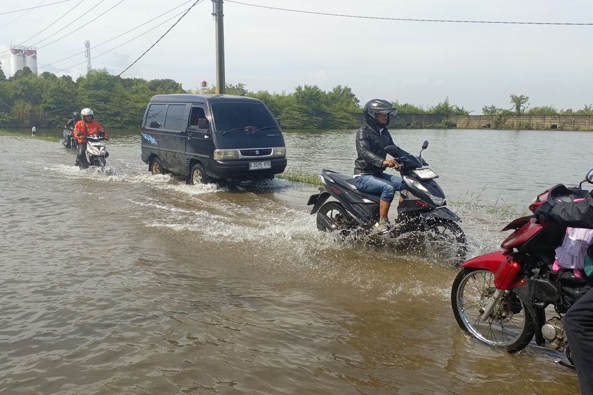 5 Tips Jitu Mencegah Mobil Mogok Saat Hadapi Banjir – Aman & Efektif!