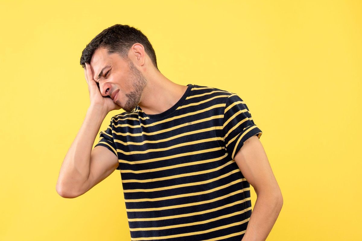 5 Penyebab Migrain pada Pria Sibuk & Solusi Ampuh untuk Meredakannya