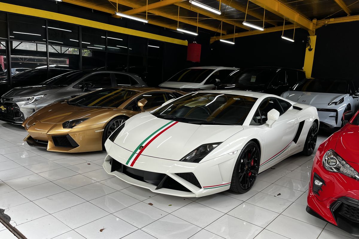 Temukan Lamborghini Aventador & Gallardo Bekas Berkualitas!