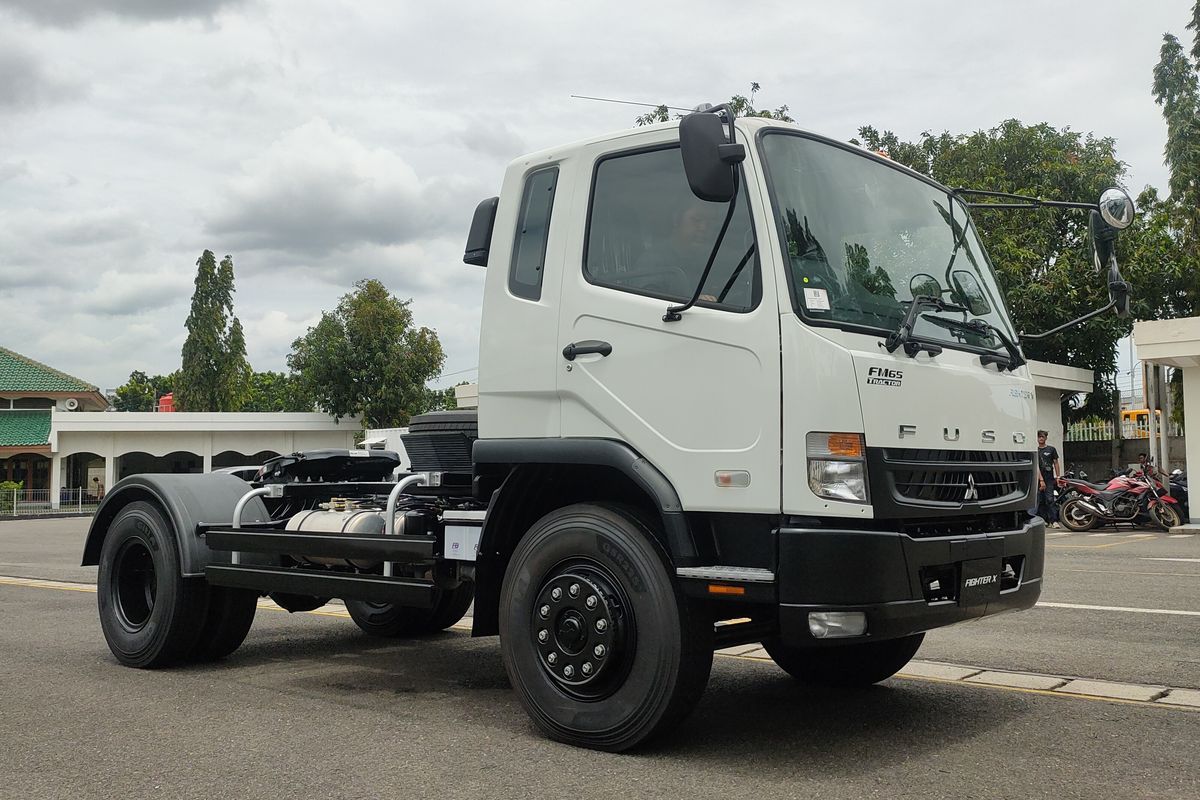 Jelajahi Proses Produksi Mitsubishi Fuso Fighter X dari Balik Layar Pabrik!