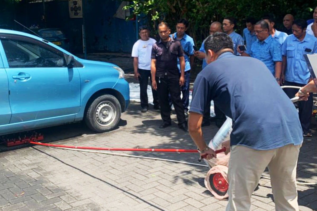 Bluebird & FAST Hadirkan Pelatihan Inovatif Manajemen Risiko Baterai Lithium di Bali