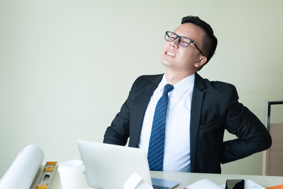 Nyeri dan Kesemutan Usai Bekerja? Ini Dia Penyebab yang Jarang Diketahui!