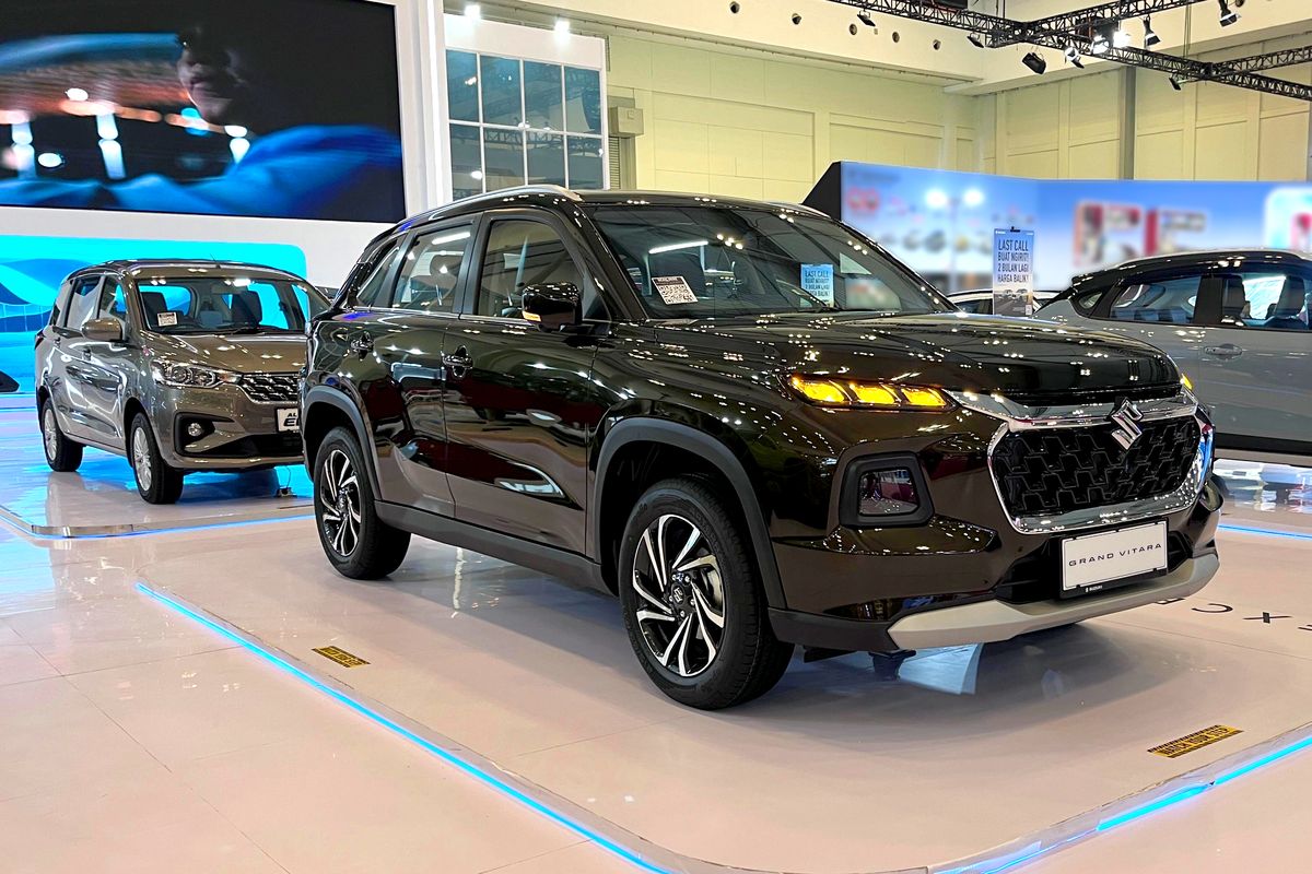 Suzuki Targetkan 1.600 Unit Terjual di GJAW 2025: Siap Dominasi Pasar!