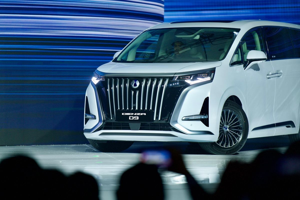 MPV Listrik Premium yang Siap Meriahkan GJAW 2025