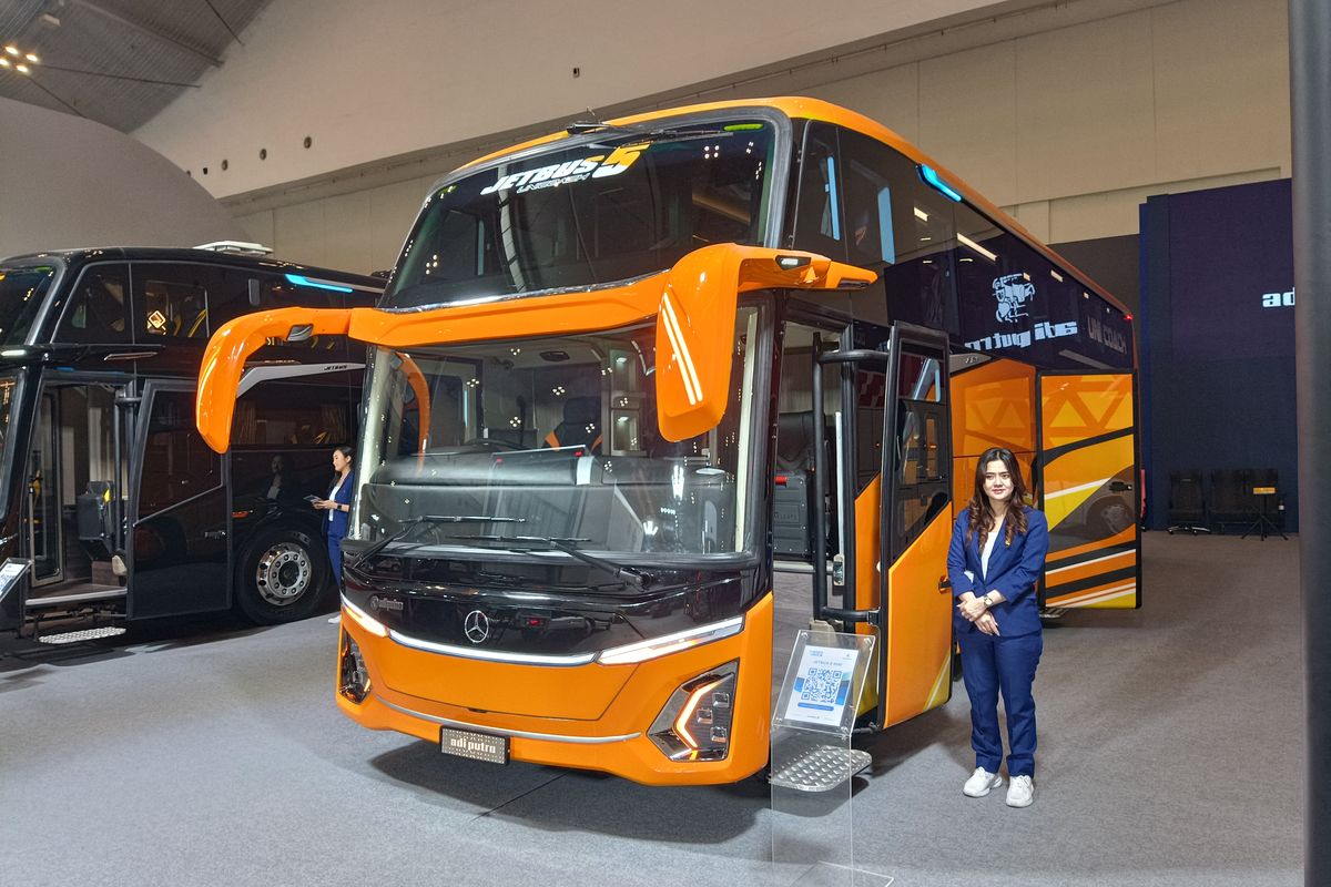 Jetbus 5 Unicoach dengan Tiga Kelas Bakal Meriahkan GJAW 2025