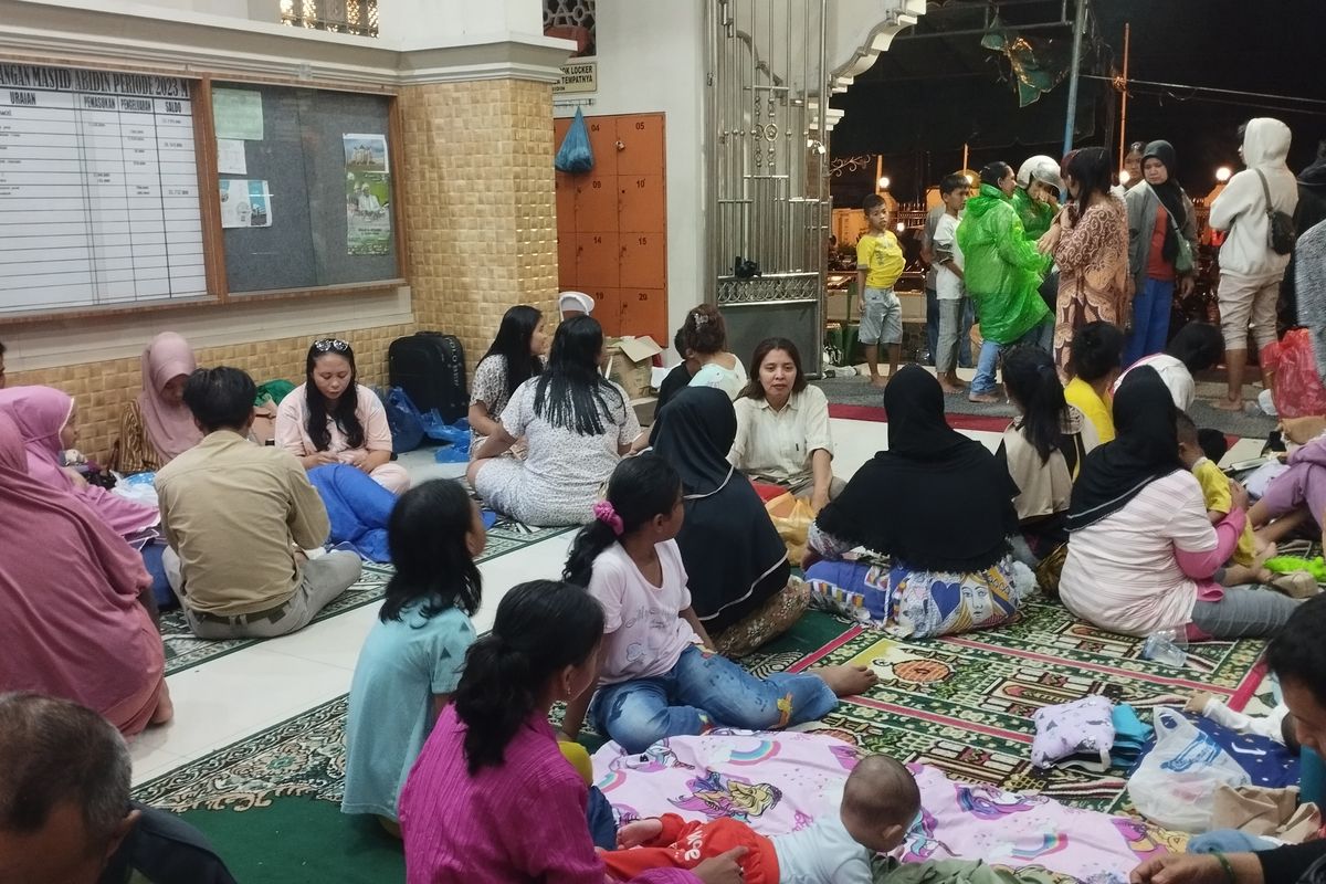 Kemenkes Kirim Bantuan Medis dan Obat-Obatan untuk Korban Banjir Sumatera