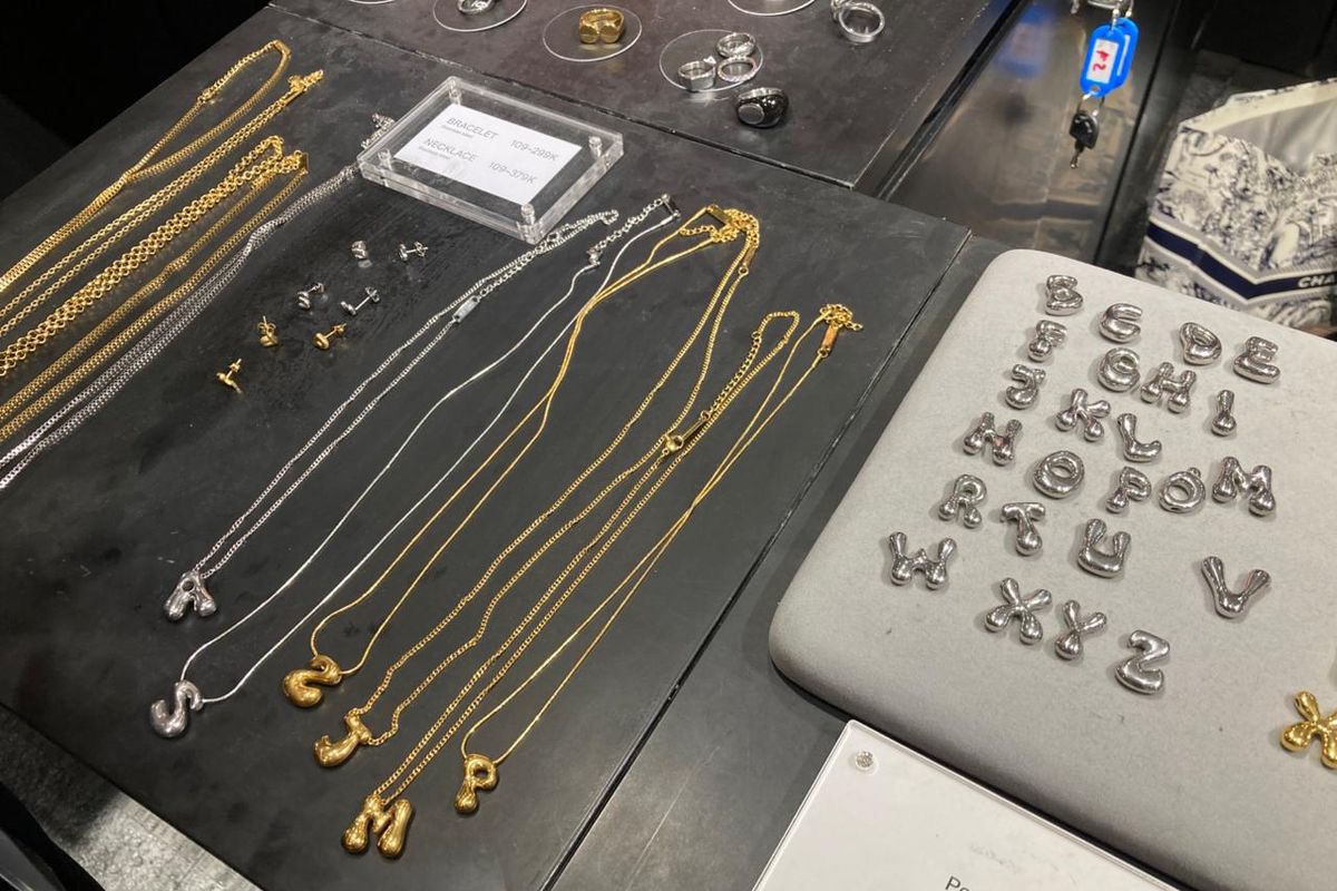 Fitting Baju AI hingga Kuliner Lezat