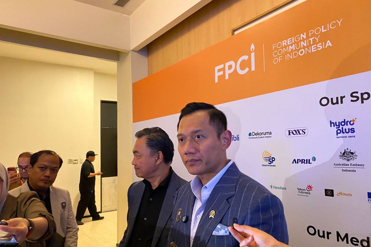 Alat Berat dan Bantuan Logistik Dikirim untuk Evakuasi Korban di Sumatera